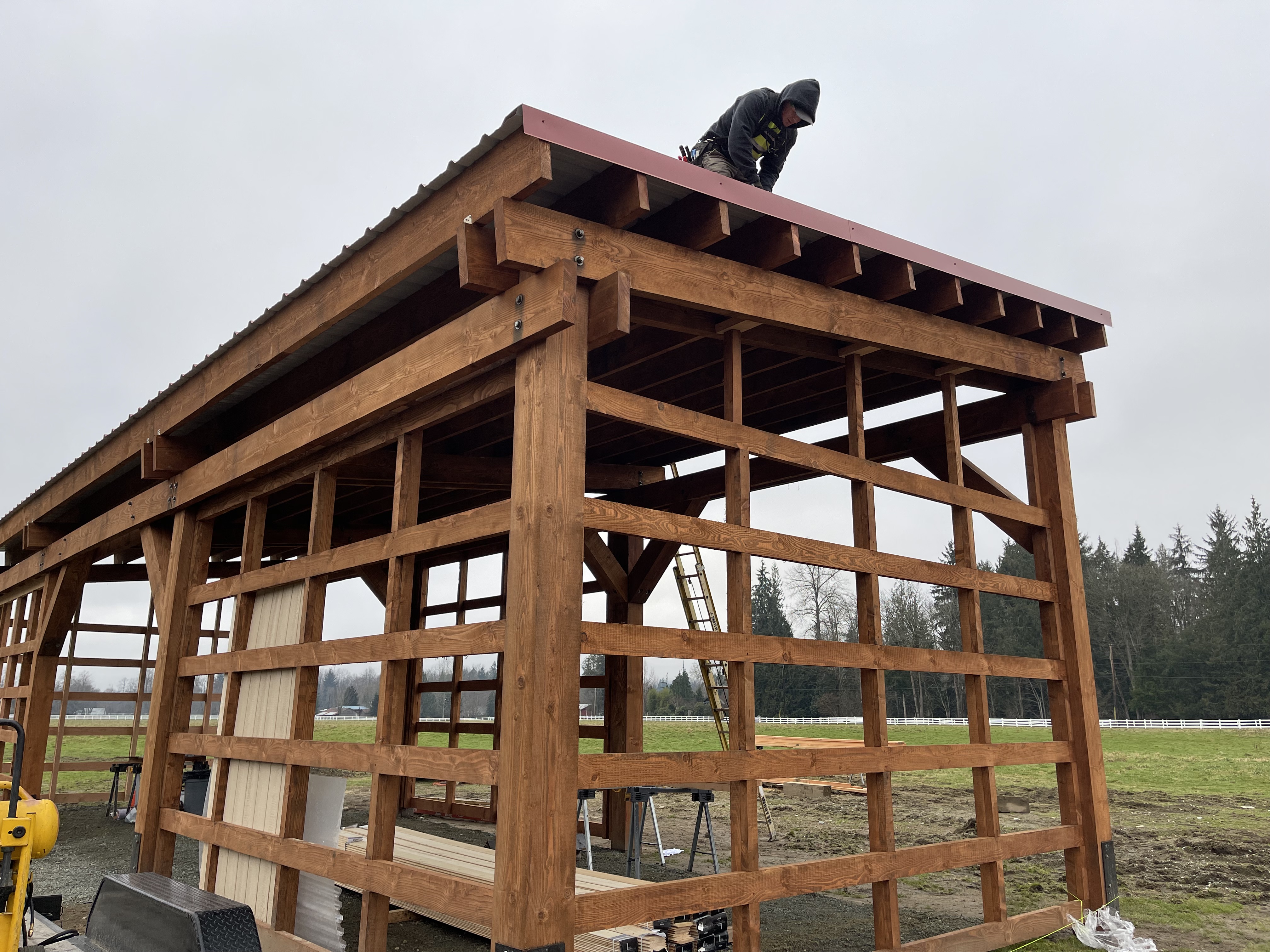 Run-in shelter aerial