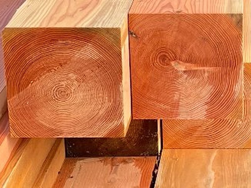 Douglas Fir post end grain detail